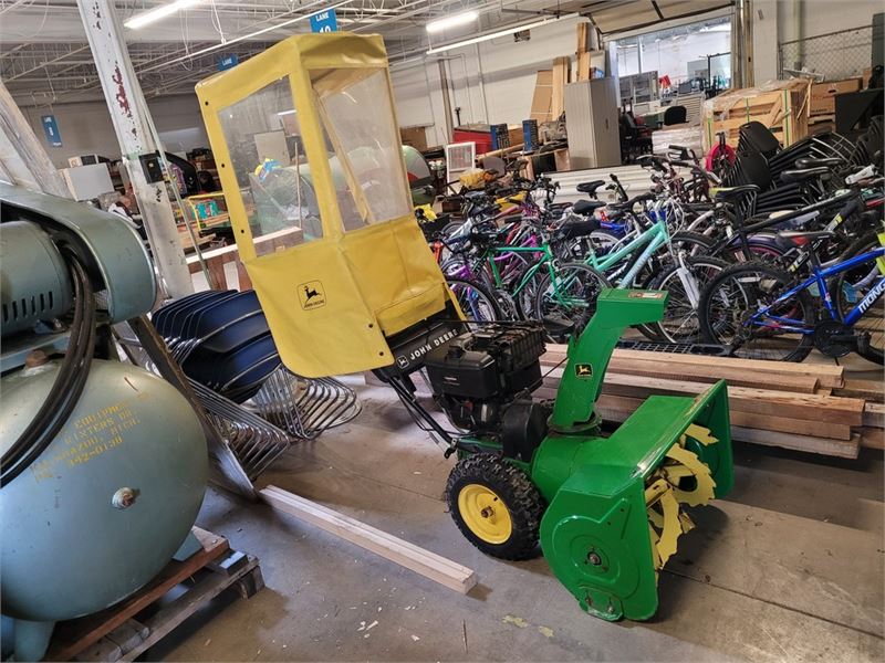 Biddergy Worldwide Online Auction And Liquidation Services John Deere 1128de Commercial 