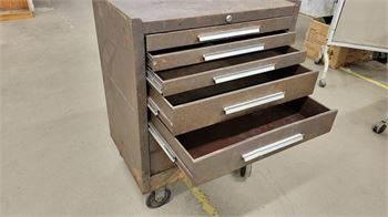 Biddergy - Worldwide Online Auction and Liquidation Services - Kennedy  Rolling Tool Box