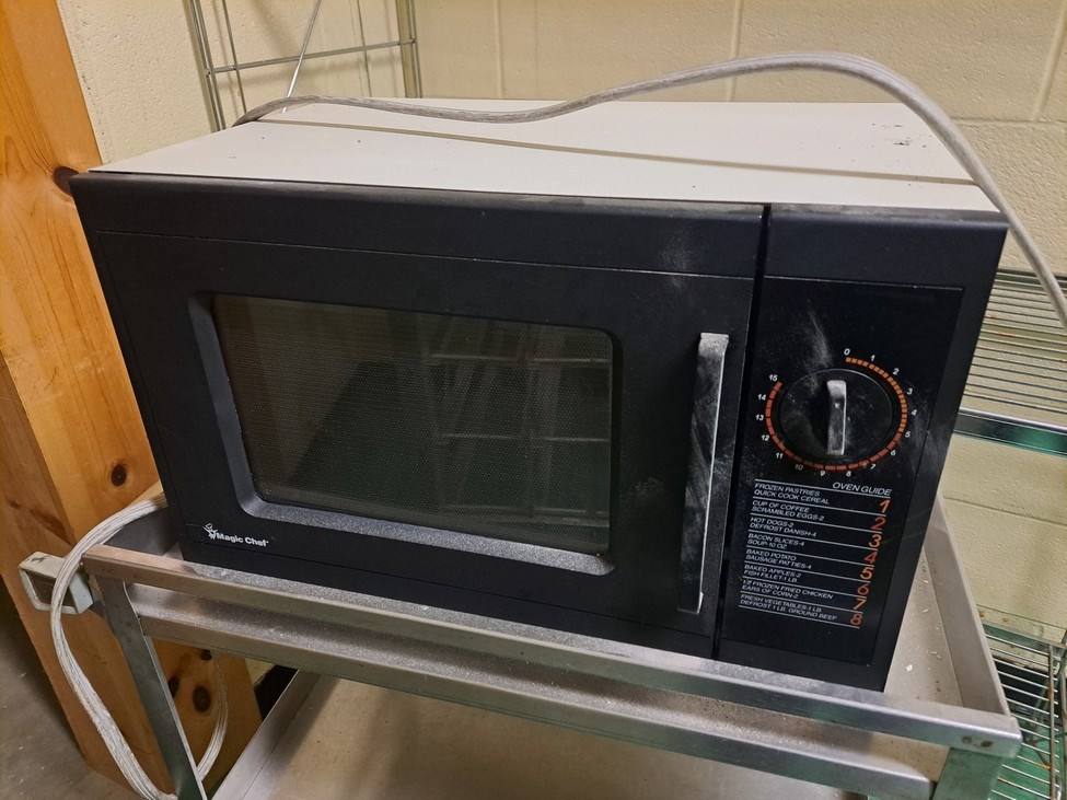 Sold at Auction: Working Magic Chef Microwave