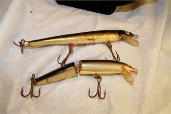 Biddergy - Worldwide Online Auction and Liquidation Services - J-11 Vintage  Fishing Lure + Heddon Cobra Lure