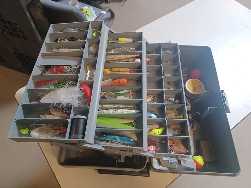 Biddergy - Worldwide Online Auction and Liquidation Services - Plano Tackle  Box Full of Lures, Hooks, Bobbers, Weights, Swivels & Pliers