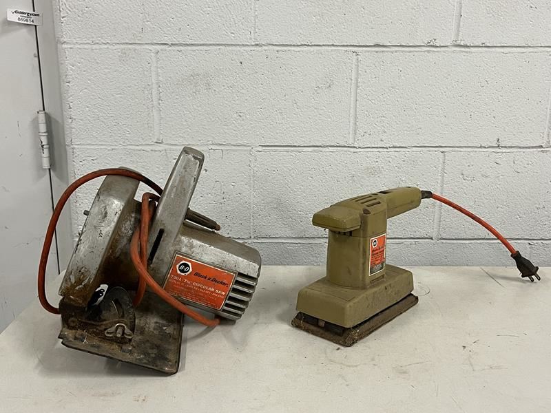 Sold at Auction: Black and Decker 7 1/4 Electric Hand Saw