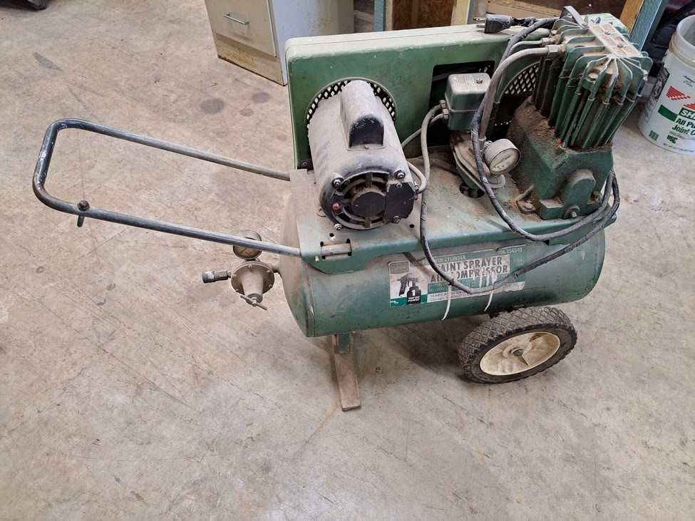 Biddergy - Worldwide Online Auction and Liquidation Services - Sears Robuck  Paint Sprayer Air Compressor