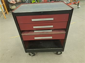 Biddergy - Worldwide Online Auction and Liquidation Services - Kennedy  Rolling Tool Box