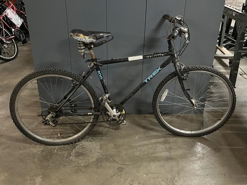 trek 800 bicycle