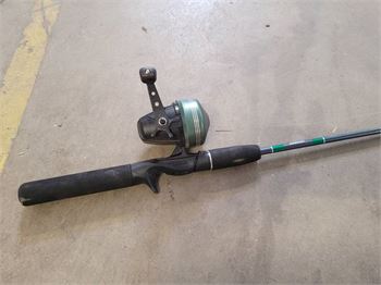 Sold at Auction: VINTAGE FISHING REELS ZEBCO JOHNSON