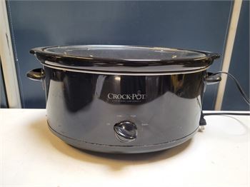 Sold at Auction: Crock Pot Classic Slow Cooker 7 Qt