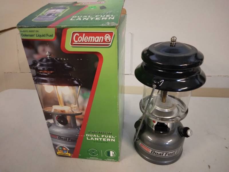 Coleman Kerosene Lantern - Green