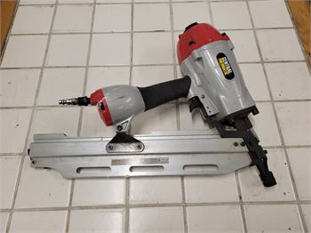 Central pneumatic 21 degree store framing nailer